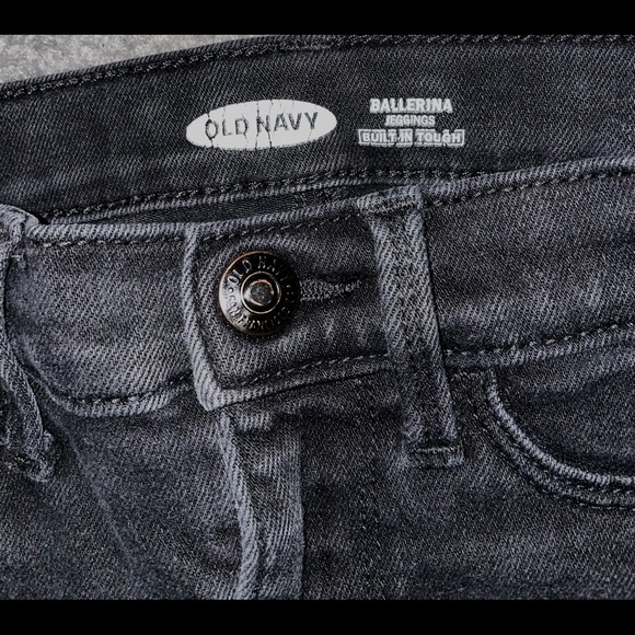 Girl’s size 8 Old Navy Ballerina Jeans/Jeggings - Picture 3 of 4